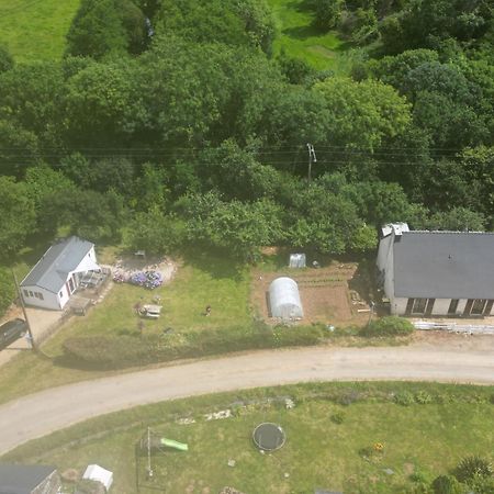 Mobil-Home A La Campagne Le Faou Bagian luar foto